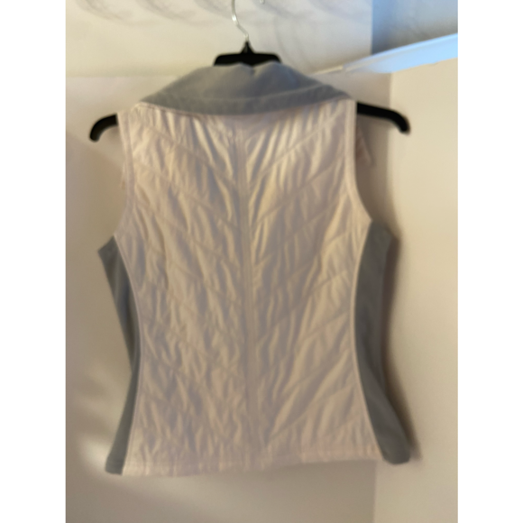 Columbia zipper quilted vest white gray medium M . 100 polyester. - Picture 2 of 5